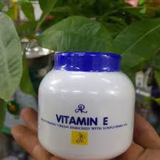 (Chính hãng Thái) Kem dưỡng da vitamin e