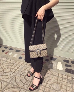 Sandal nữ đính đá