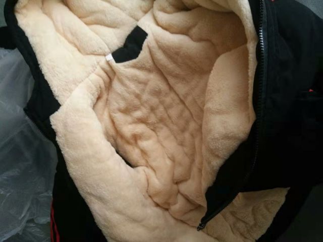 Áo khoác chữ K lót lông ấm cực ngầu cho bé