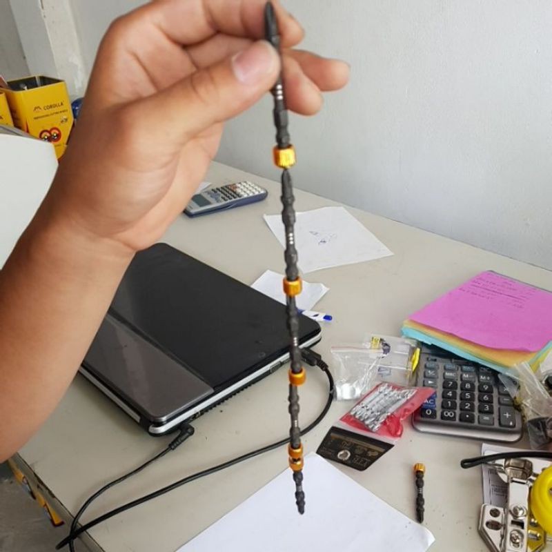 Đầu Vít Nam Châm 4 Cạnh-Tô Vít Đầu 4 Cạnh Nam Châm