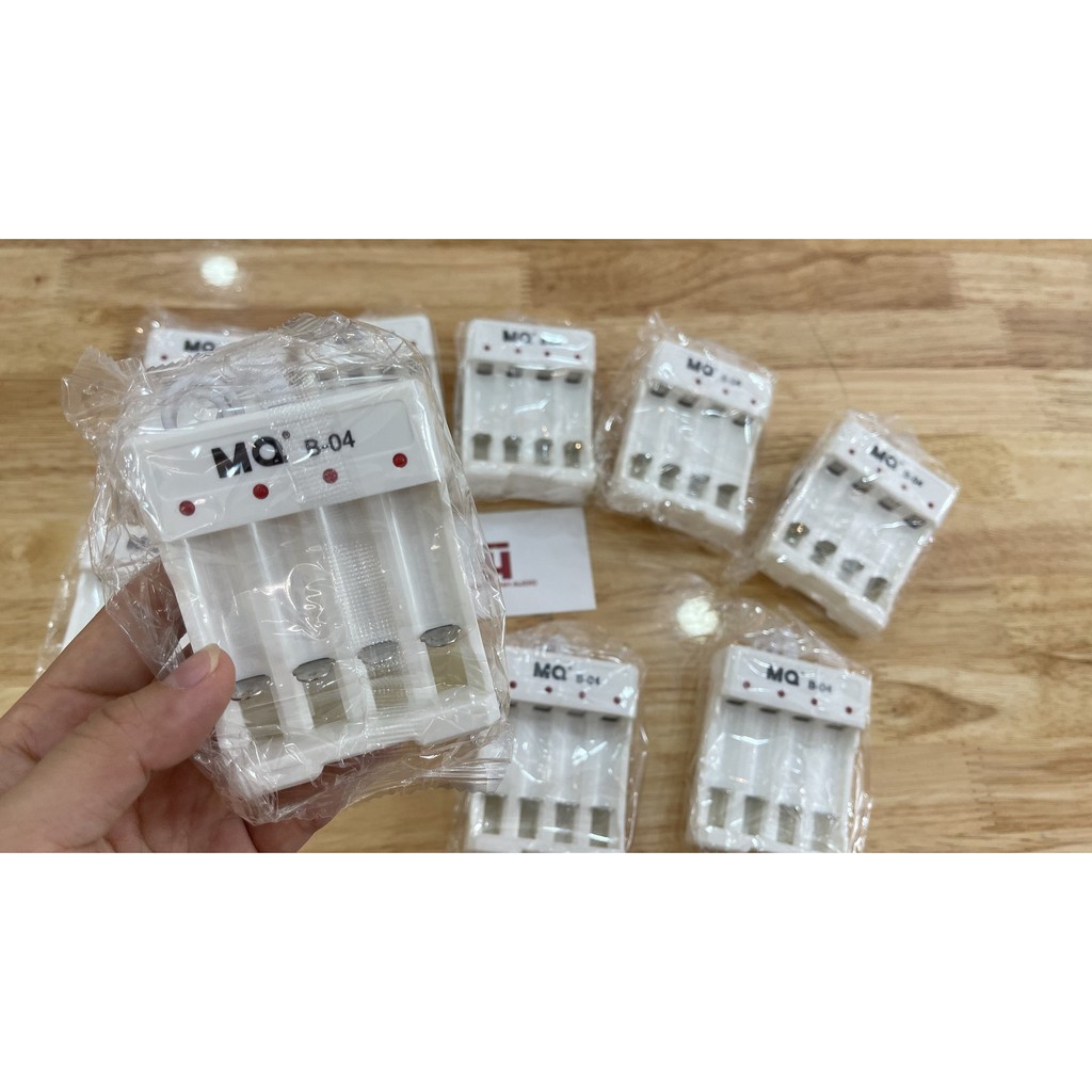 Bàn xạc pin 2 AA - 3AA