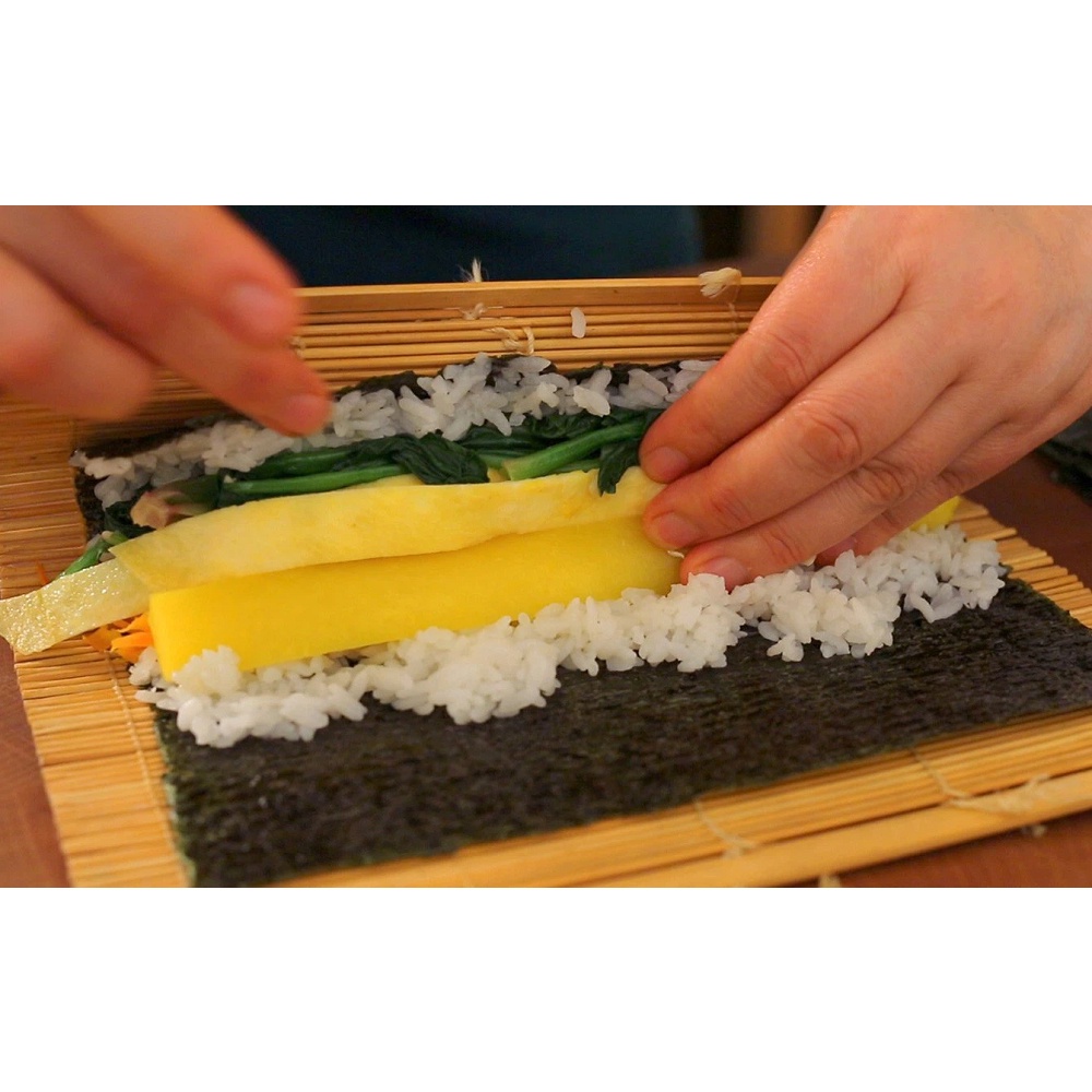 Mành tre cuộn cơm Kimbap, cuốn Sushi kích thước 24x24cm thuận tiện an toàn