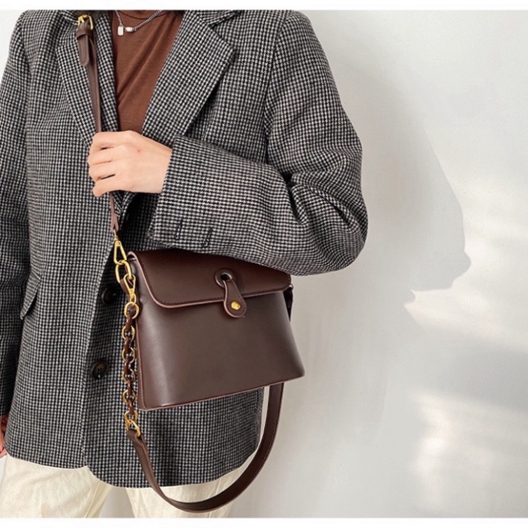 Túi tote da đeo chéo nữ dây phối xích nhựa khoá móc tròn thegioituixachqc17