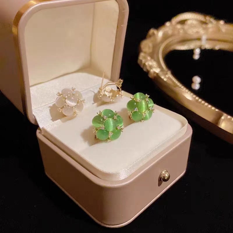 Khuyên Tai Hình Bông Hoa Đính Đá Opal Màu Xanh Lá Phong Cách Hàn Quốc Mới 2022