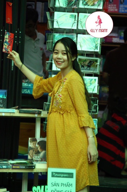 Đầm bầu thiết kế ren hạt mưa