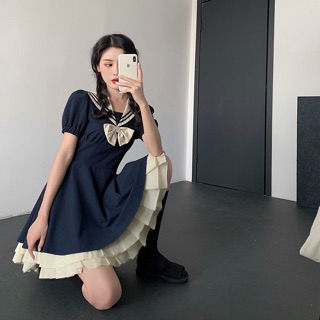 Váy thuỷ thủ