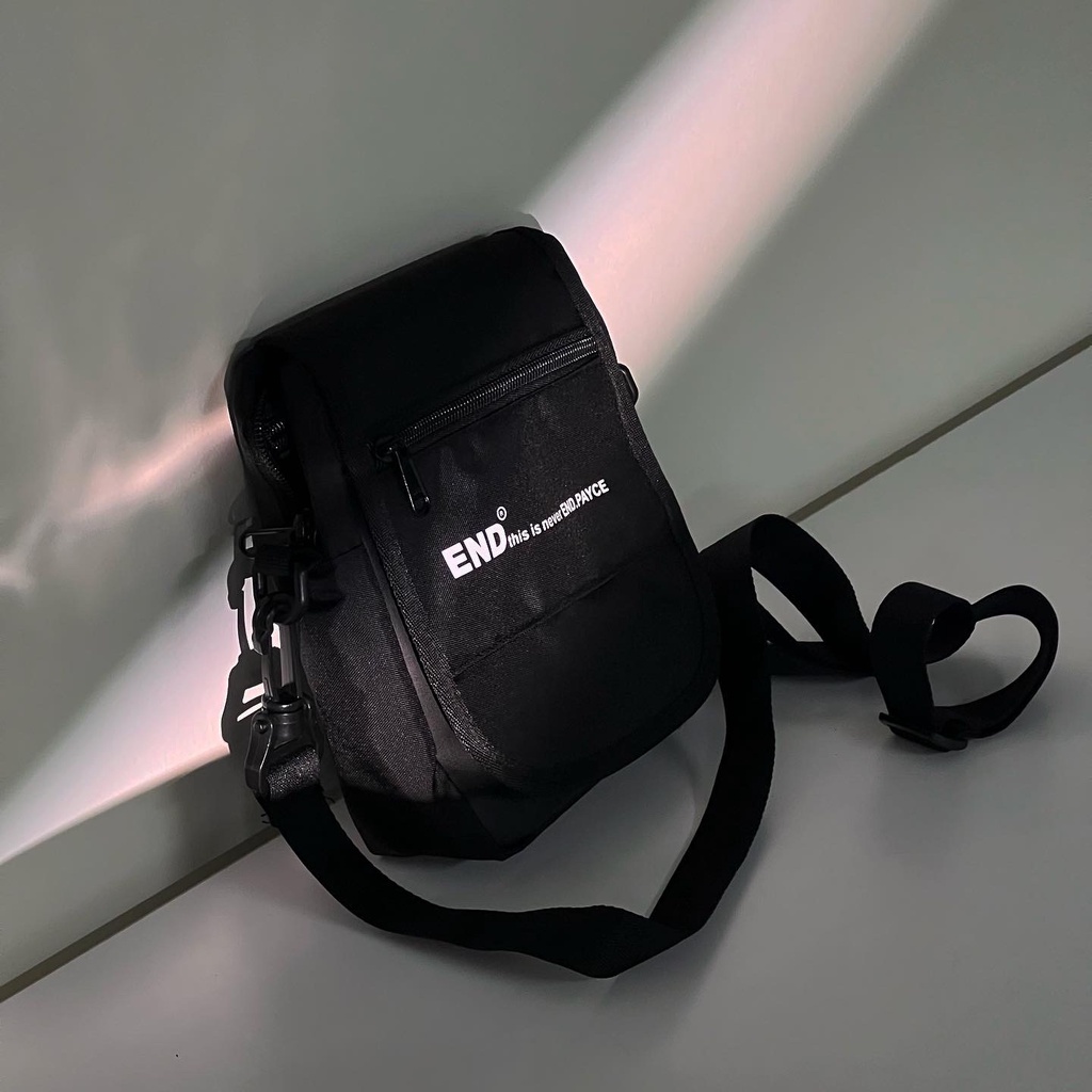 Túi đeo chéo end.payce® LOGO MINI SHOULDER BAG/ BLACK