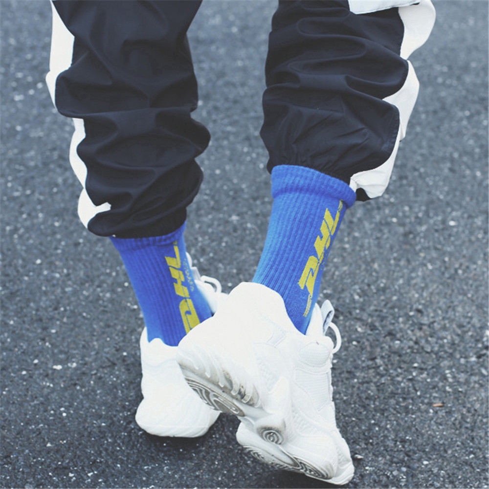 Vớ cotton màu trơn in chữ phong cách Hàn Quốc dành cho cả nam và nữ