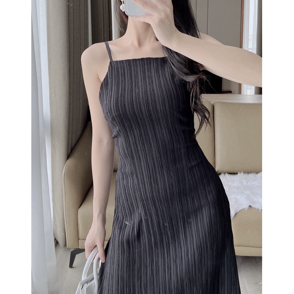 Đầm dây body cổ yếm vintage sexy