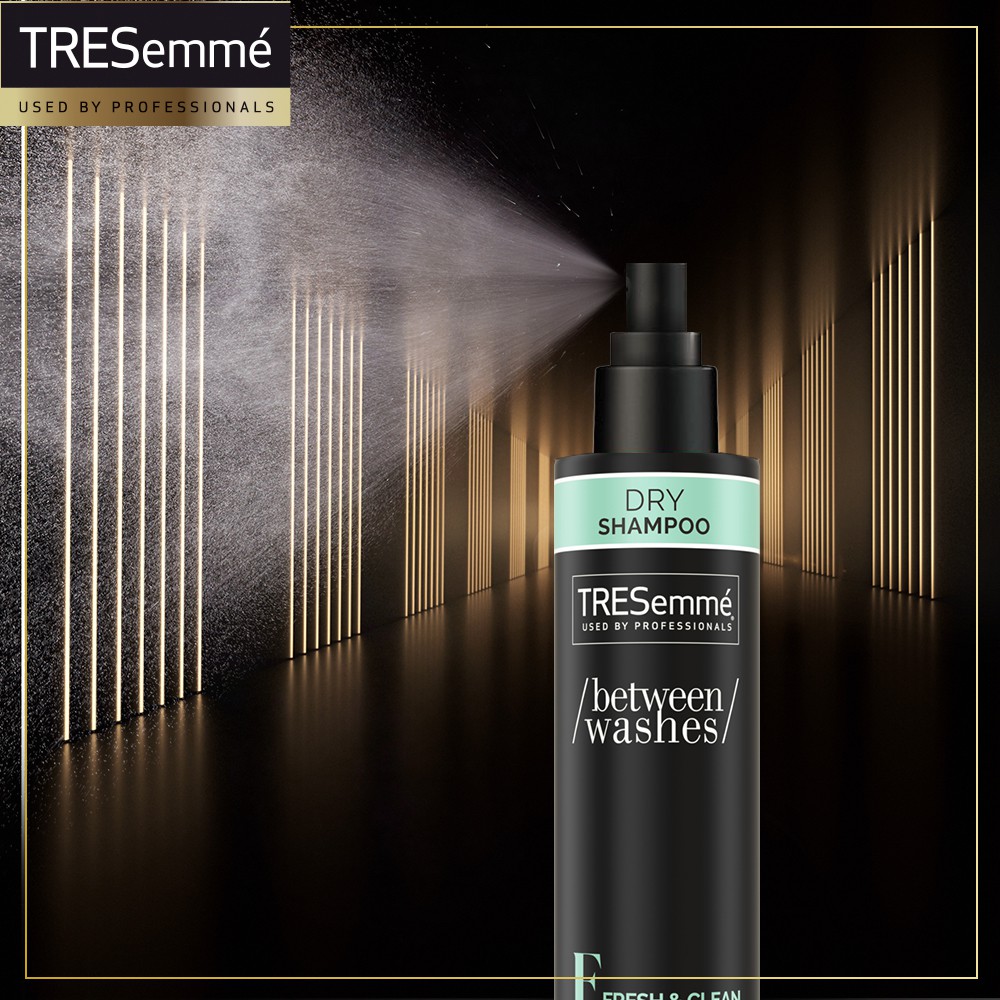[HB GIFT] Dầu gội khô sạch tươi mát TRESemme Fresh & Clean 141g | BigBuy360 - bigbuy360.vn