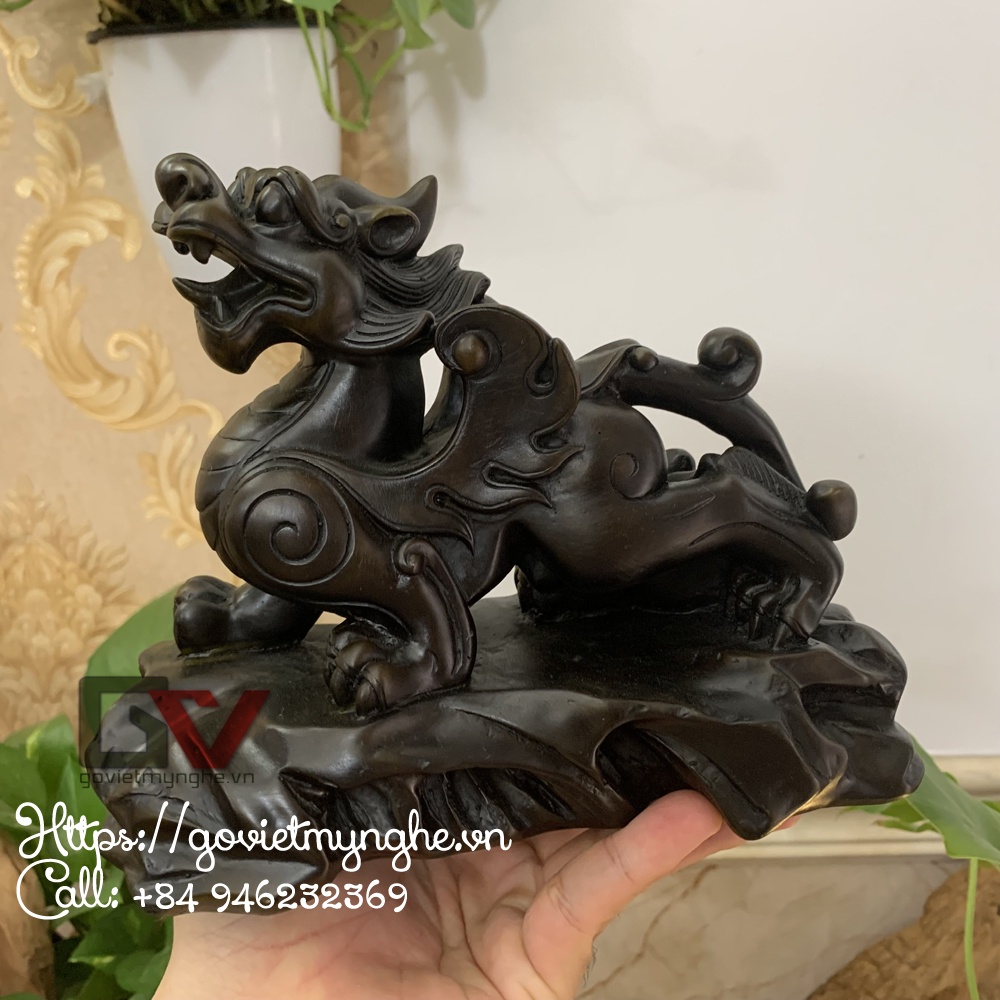 Cặp 2 tượng đá Tỳ Hưu trang trí phong thủy nhà cửa bàn làm việc - Dài 20cm - Màu Nâu Đen