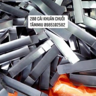 Khuôn làm bánh chuối
