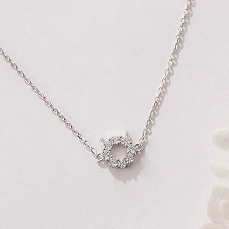 [Mã FAMAYFA giảm 10K đơn 50K] Vòng tay bạc đính đá pha lê độc đáo | BigBuy360 - bigbuy360.vn