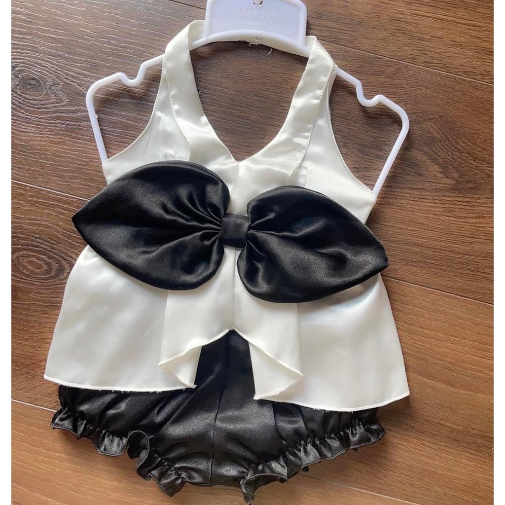 Bộ đồ bé gái Áo trắng nơ đen bé gái 8-23kg Angel Baby Thời Trang Thiết Kế