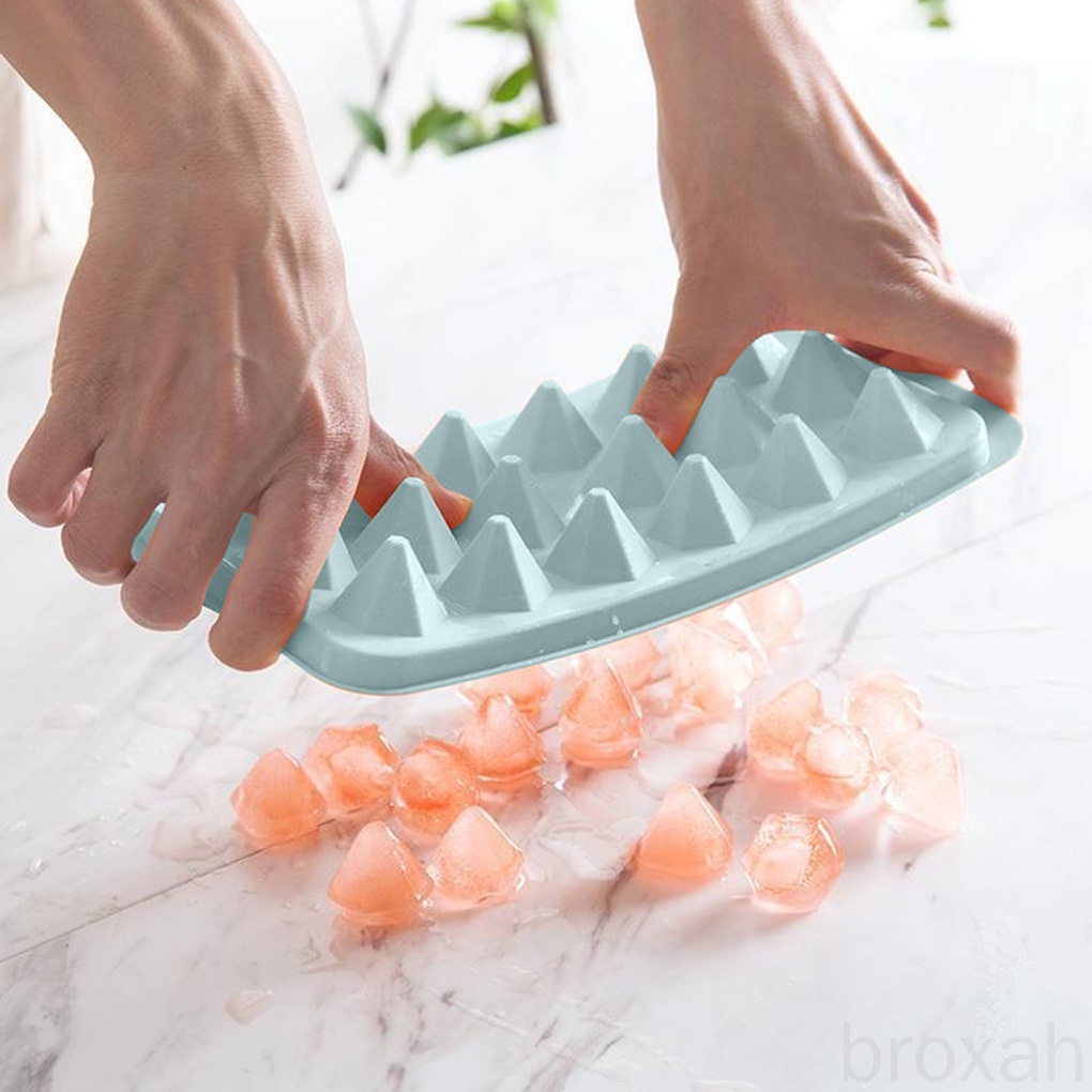 Khuôn Làm Đá Viên Bằng Nhựa Có Nắp Đậy Tiện Dụng Diy