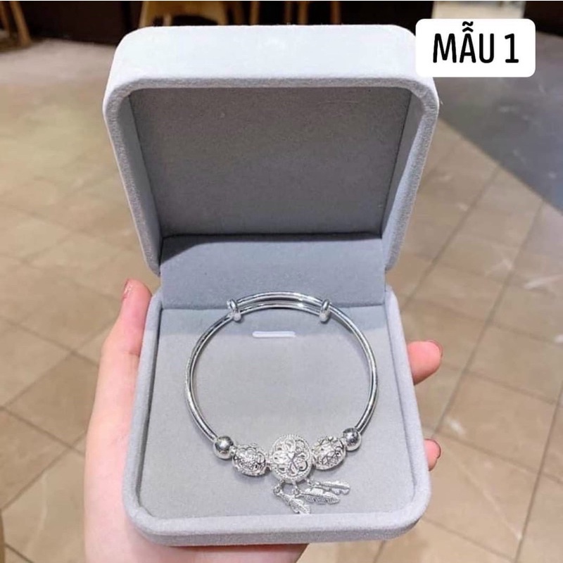 Lắc vòng charm full hộp