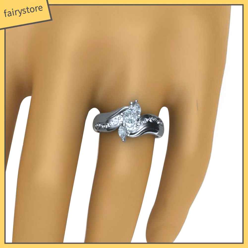 Nhẫn Đeo Tay Đính Đá Thiết Kế Ấn Tượng