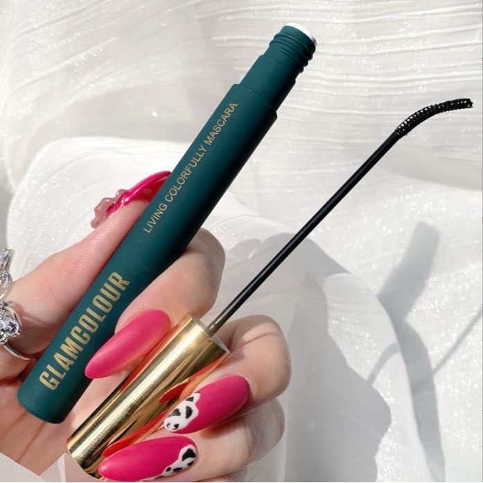 Mascara GlamColour chuốt mi cong và dày tự nhiên cao cấp | BigBuy360 - bigbuy360.vn