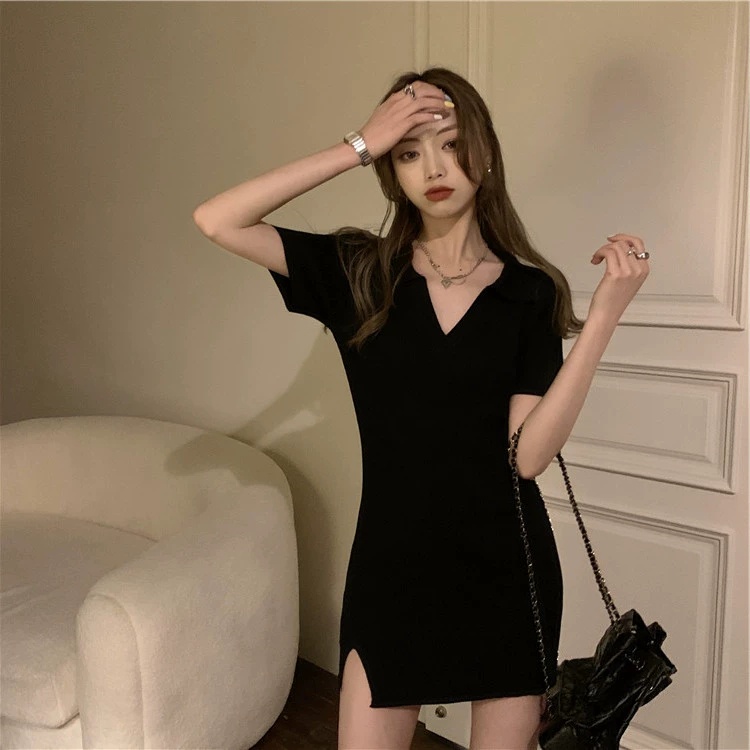 Đầm Tay Ngắn Cổ Chữ V Màu Sắc Đơn Giản Thiết Kế Xẻ Tà Phong Cách Hàn Quốc