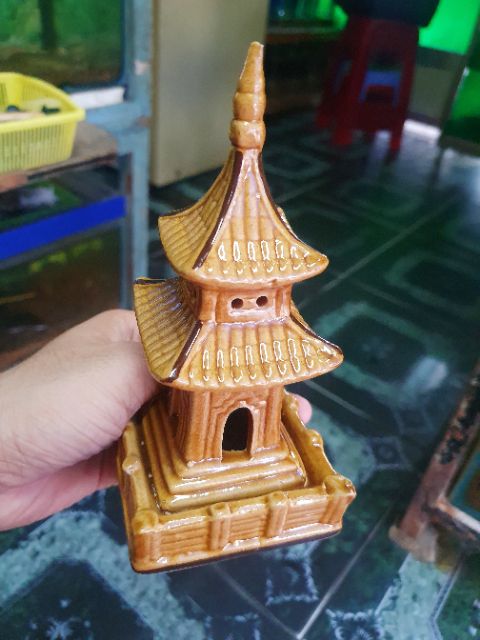 THÁP TRANG TRÍ HỒ CÁ NON BỘ RỘNG 7CM CAO 16CM