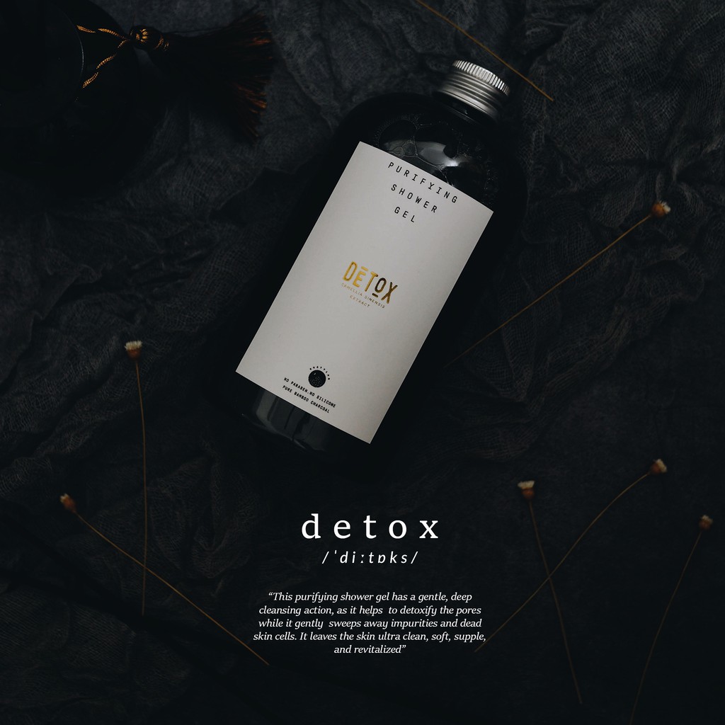 Sữa tắm khử độc da tinh than tre Detox