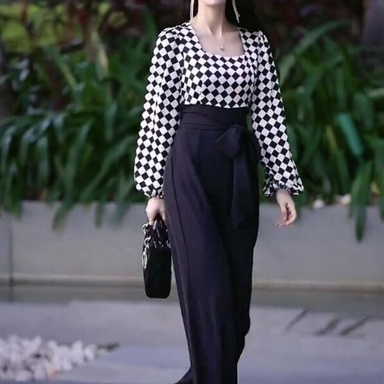 Jumpsuit Dài Ống Rộng, Bộ Áo Liền Quần Hàng Thiết Kế Cổ Vuông Kèm Belt Chất Lụa Nhật Cao Cấp Hack Dáng Siêu Xinh.