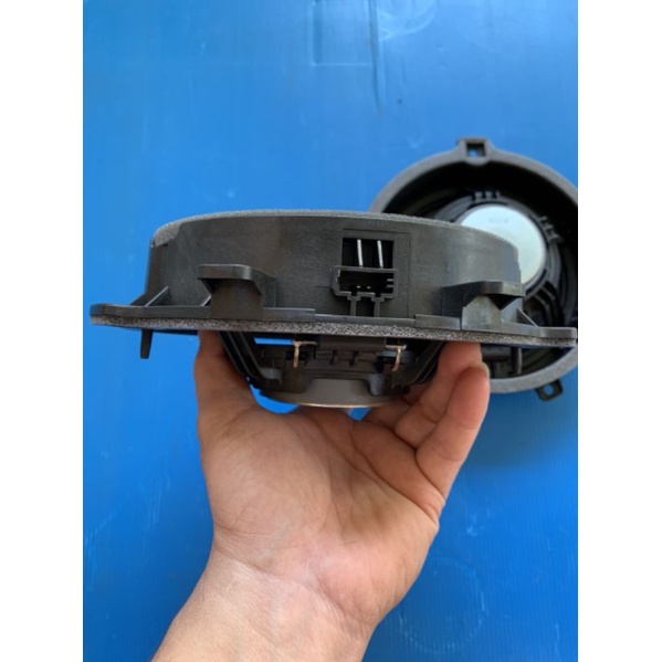 2 cái loa cánh huyndai.zize 16cm hàng tháo xe Santafe.giá bán 1 cặp