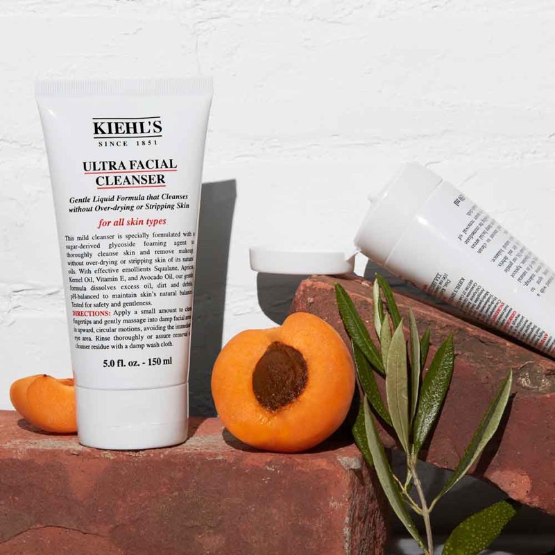 Sữa rửa mặt tạo bọt dịu nhẹ Kiehl’s Ultra Facial Cleanser
