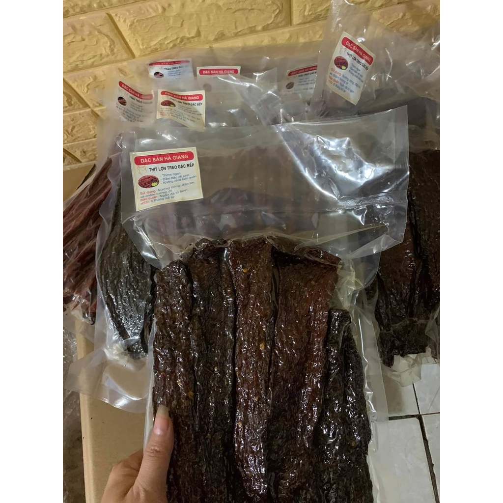 Thịt Lợn Gác Bếp Ẩm Thực Tây Bắc Thơm Ngon Chuẩn Vị đặc sản Hà Giang gói 1KG | BigBuy360 - bigbuy360.vn