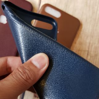 Ốp lưng iPhone 7 Plus dẻo giả da chỉ viền