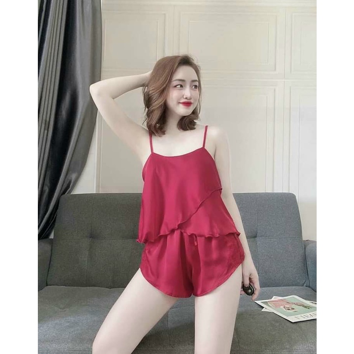 Đồ ngủ sexy áo 2 dây vạt xéo và quần ngắn, chất lụa Satin đẹp, ít nhăn, mát, kiểu dáng gợi cảm, trẻ trung cho phái nữ | BigBuy360 - bigbuy360.vn