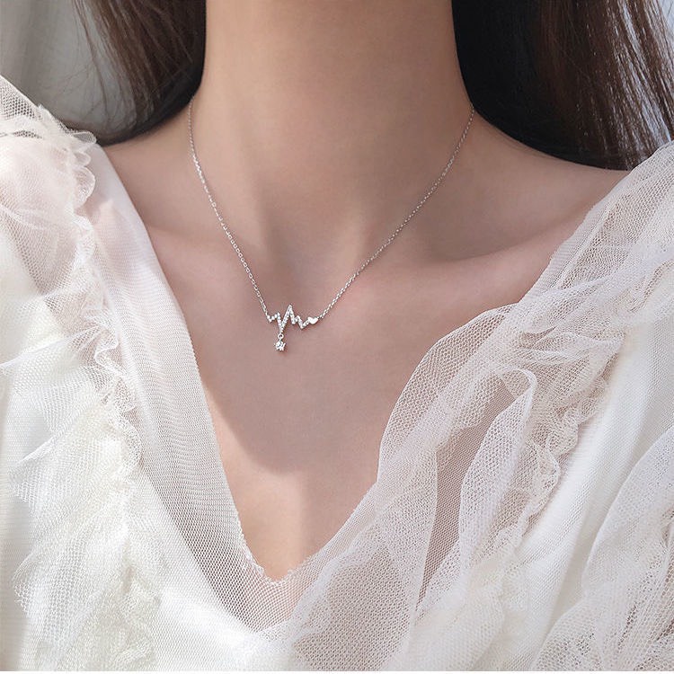 Dây chuyền nữ Madeline V55 mặt nhịp tim đính đá xinh xắn
