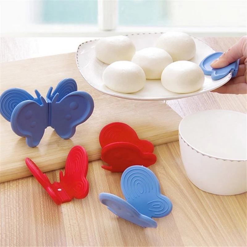 1 Dụng Cụ Kẹp Tô/ Tô Cách Nhiệt Chống Trượt Chống Bỏng Hình Bướm Bằng Silicone Sáng Tạo Dành Cho Nhà Bếp