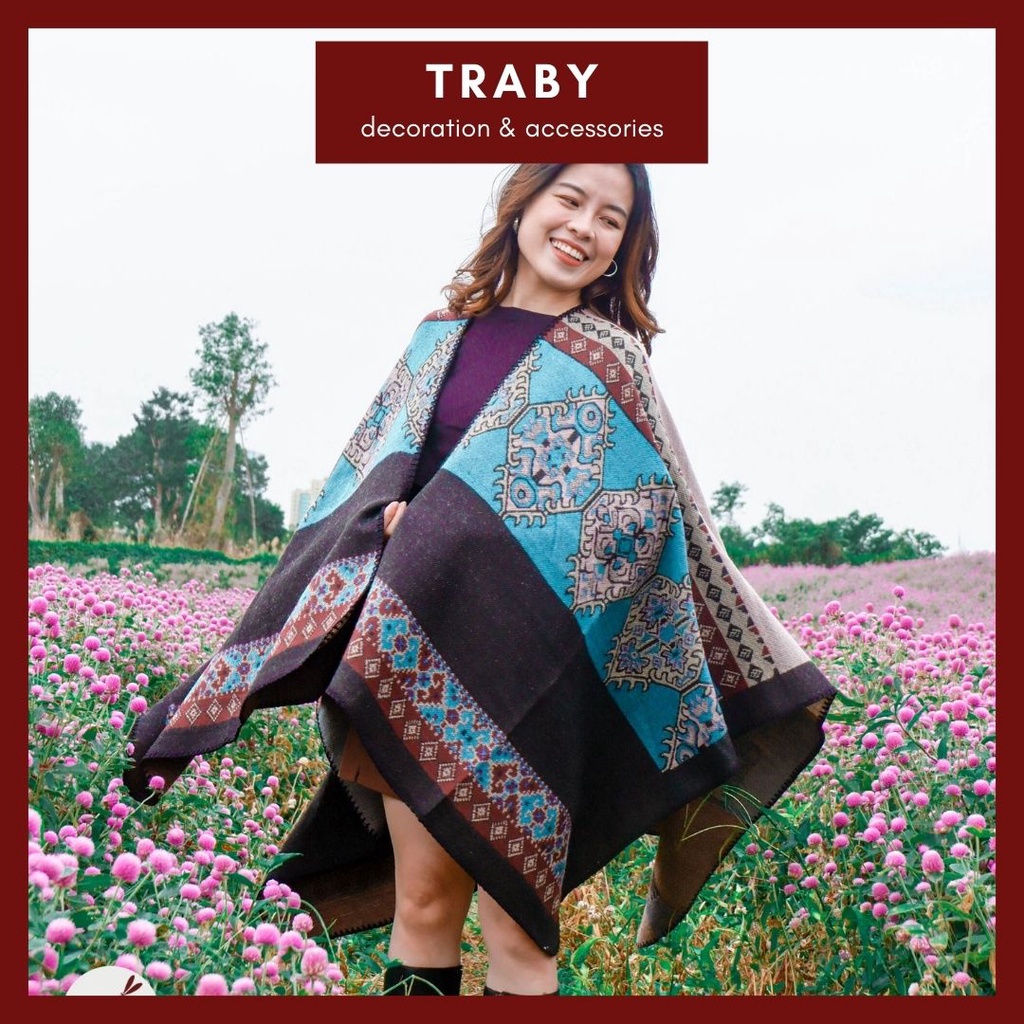 Áo choàng thoi thổ cẩm