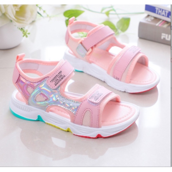 Sandal bé gái , giày sandal đi học bé gái ( Mẫu mới nhất )SD231