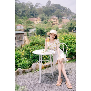 MINX - Áo Chika Square Ruffle Blouse