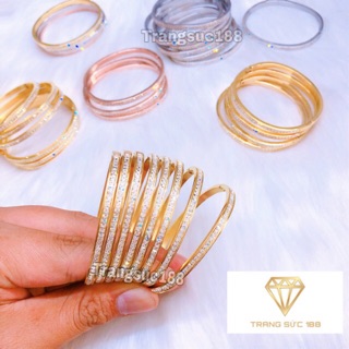 Vòng tay titan 1 hàng đá vuông VTT028