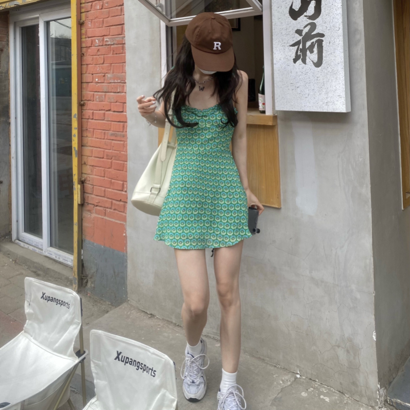 Đầm Hoa Hai Dây Phong Cách Retro Xinh Xắn Cho Nữ | BigBuy360 - bigbuy360.vn