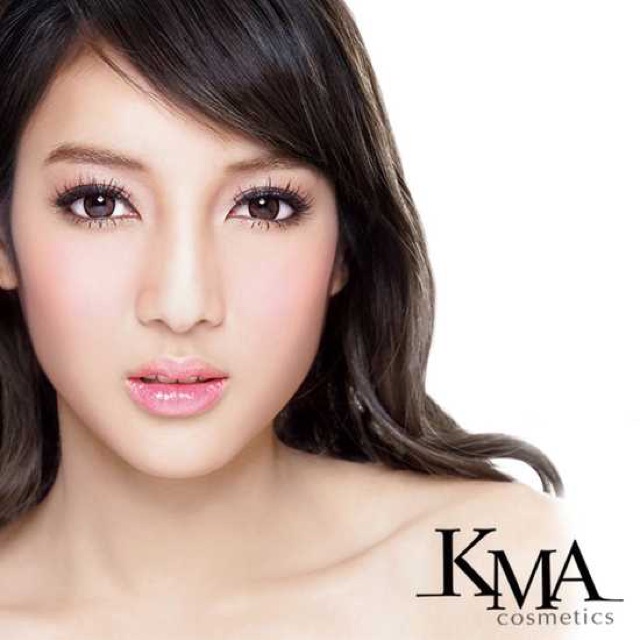 Sale 40% Phấn nước Mat Fix Cushion + tặng 1 miếng gấu thỏ vịt | BigBuy360 - bigbuy360.vn