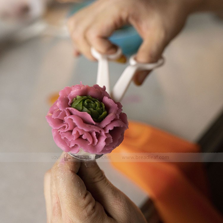 Đui Bắt Kem Trang Trí Breadleaf 124K