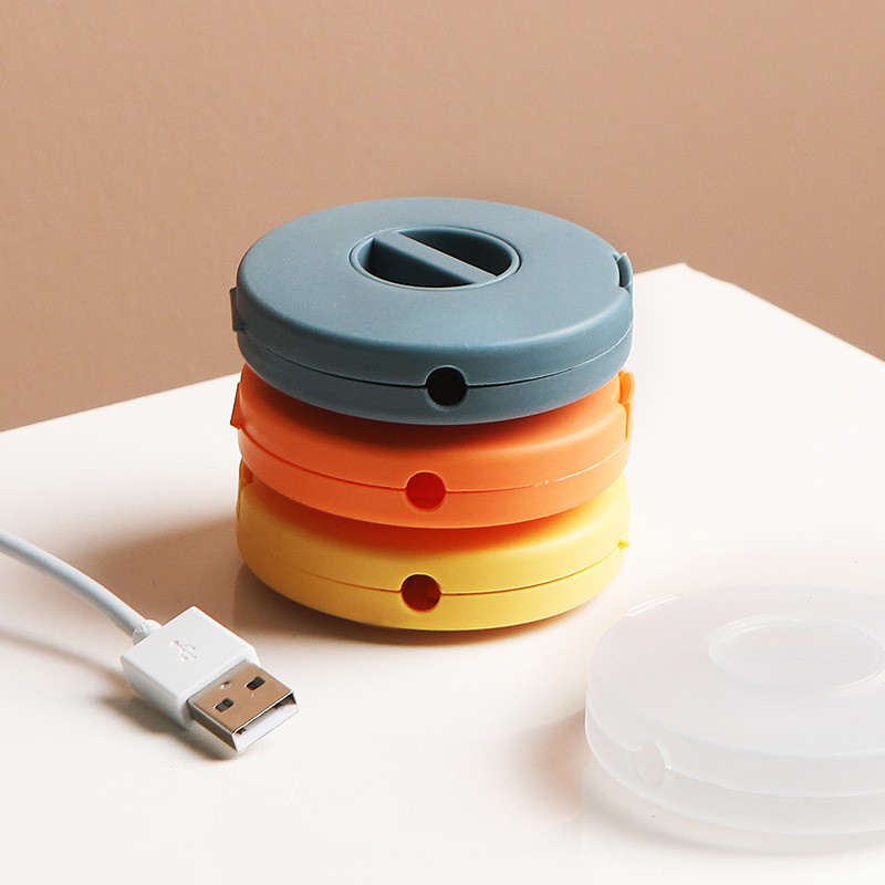 Hộp đựng bảo vệ dây cáp sạc USB có thể thu gọn tiện dụng