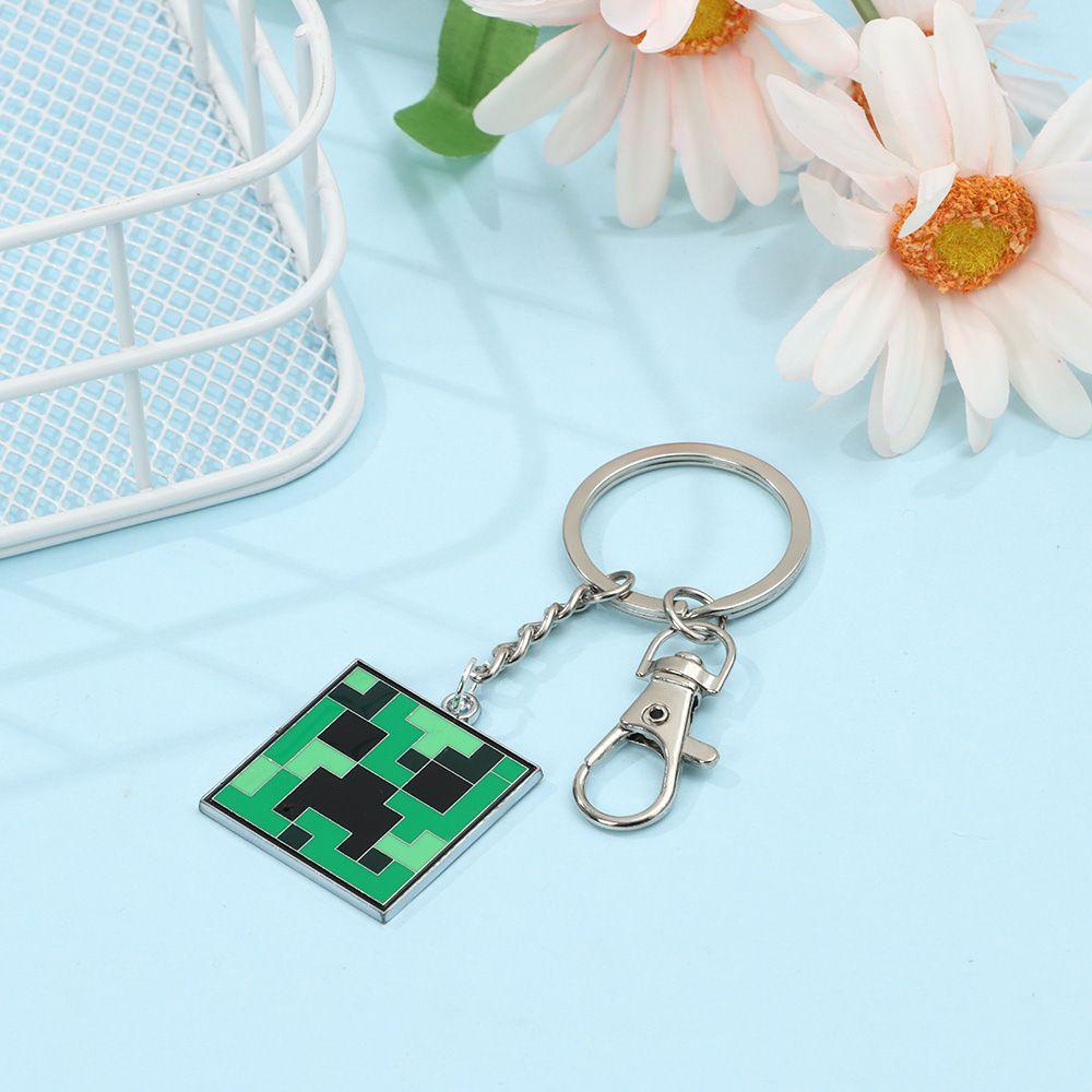 Móc Chìa Khóa Bằng Kim Loại Gắn Ba Lô