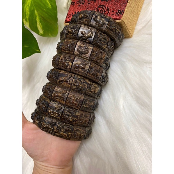 Lắc tay 12 con giáp trầm sánh chìm