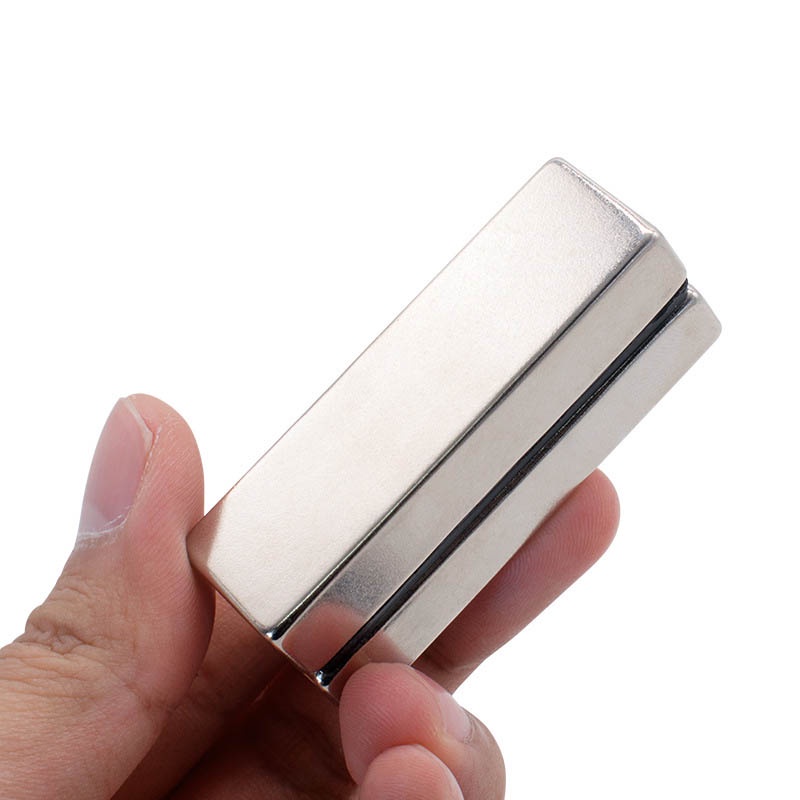 Nam châm siêu mạnh 60x20x10mm mạ bạc niken N35