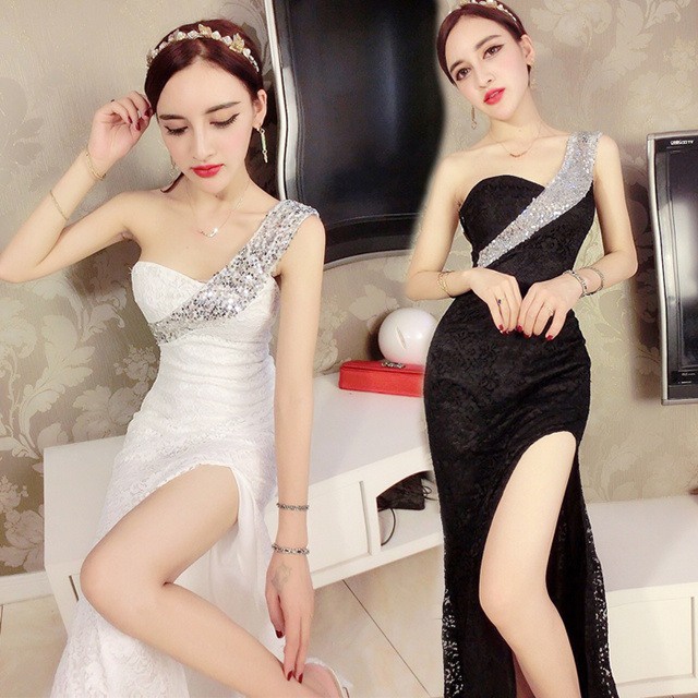 Đầm Đuôi Cá Dáng Dài Cổ Yếm Phối Ren Đính Kim Sa Lấp Lánh Thời Trang Quyến Rũ Cho Nữ