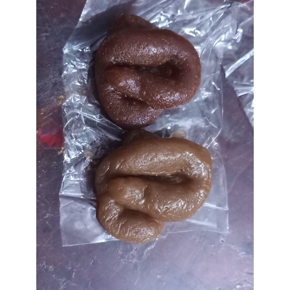 Đồ chơi hình cục shit chó nhỏ mềm mô phỏng cục phân bóp đã tay giống như thật