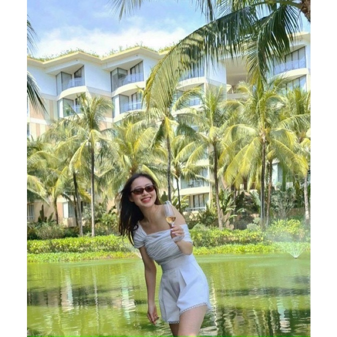 SET ÁO THỚ GỖ LỆCH VAI + QUẦN SHORT REN