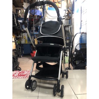 Xe Đẩy Combi Bonito W
