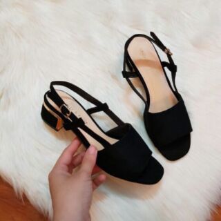 Sandal quai bản to