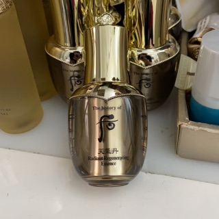 Tinh chất Whoo tái sinh da Radiant Regenerating Essence